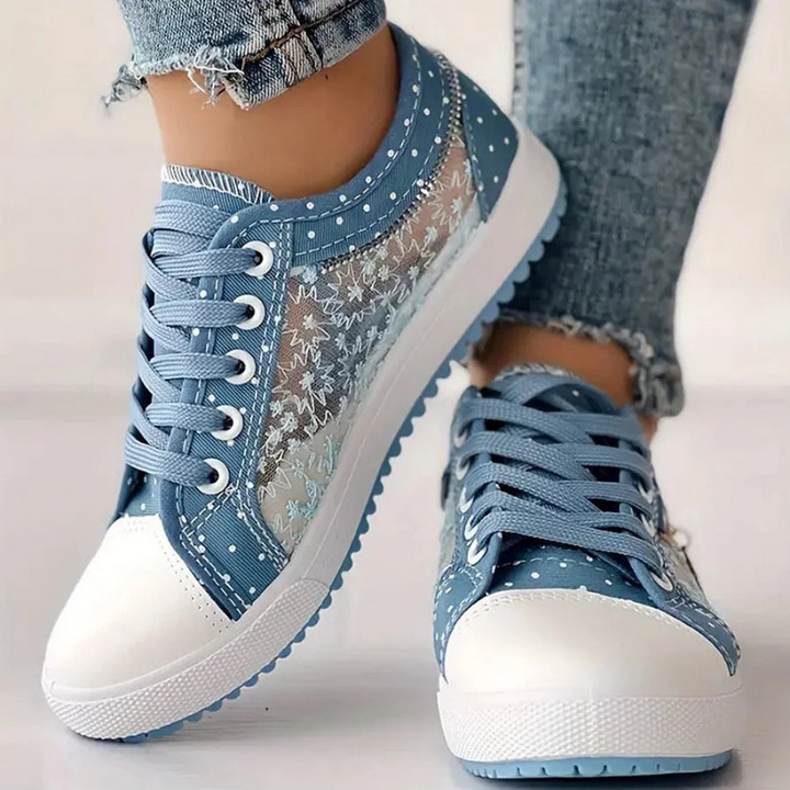 Dalma | Elegáns női sneaker virágos részletekkel