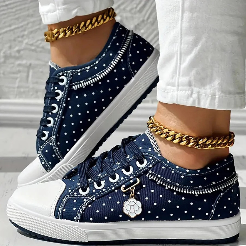 Dalma | Elegáns női sneaker virágos részletekkel