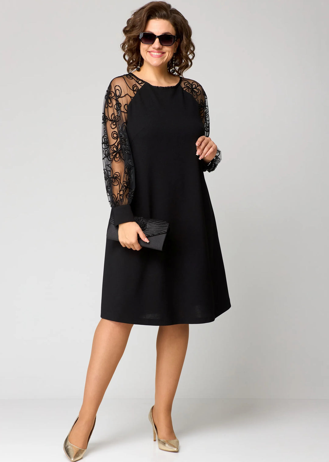 Bella™- Elegáns Csipke Ruha