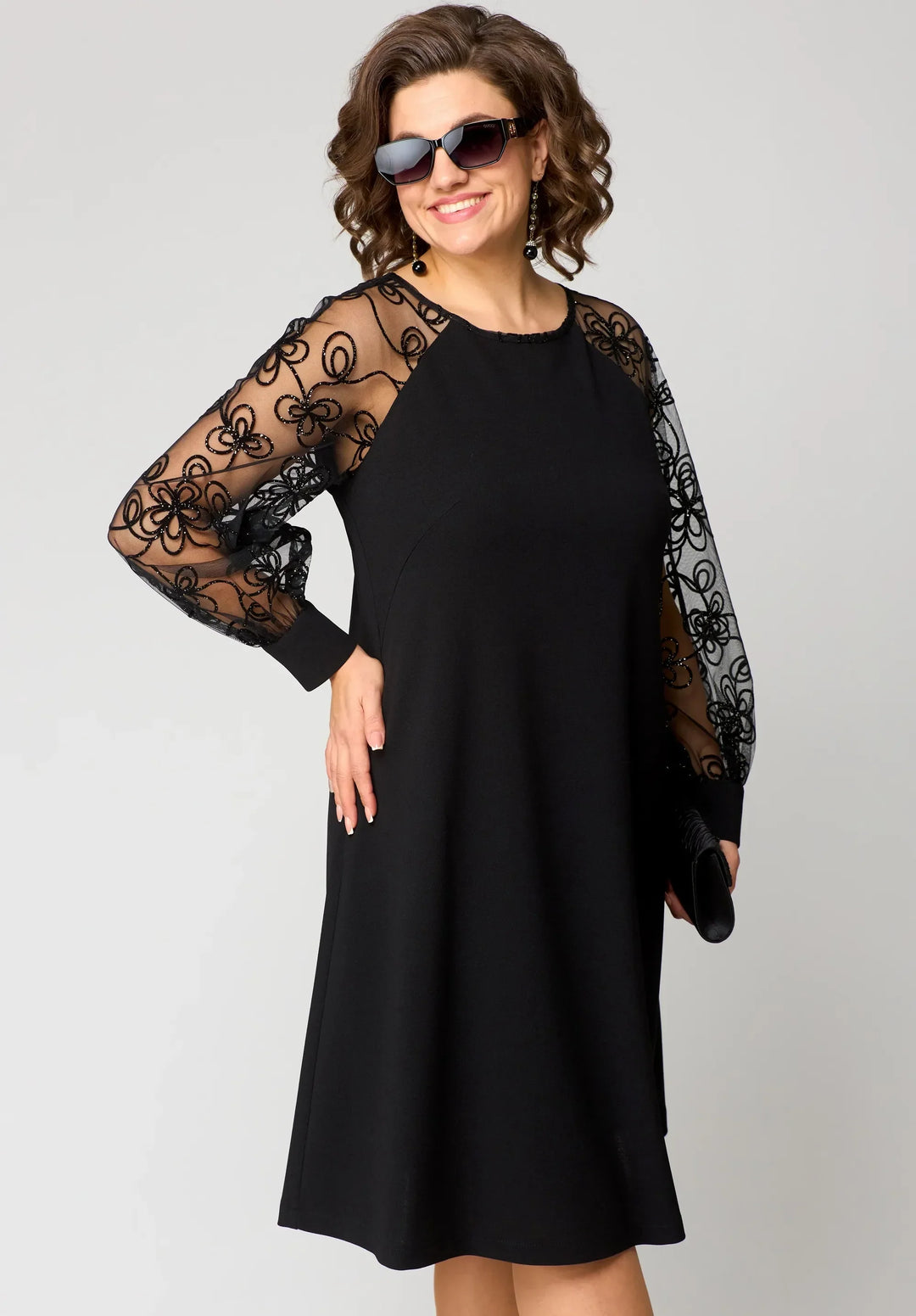 Bella™- Elegáns Csipke Ruha