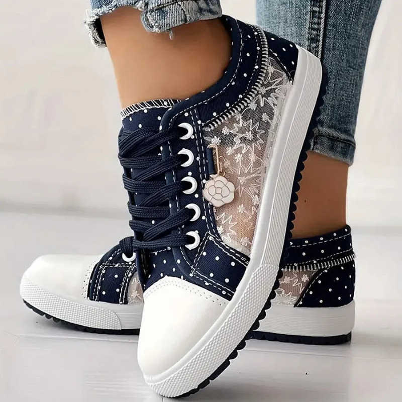 Dalma | Elegáns női sneaker virágos részletekkel