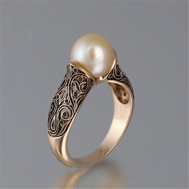 Retro Pearl Gold Ring