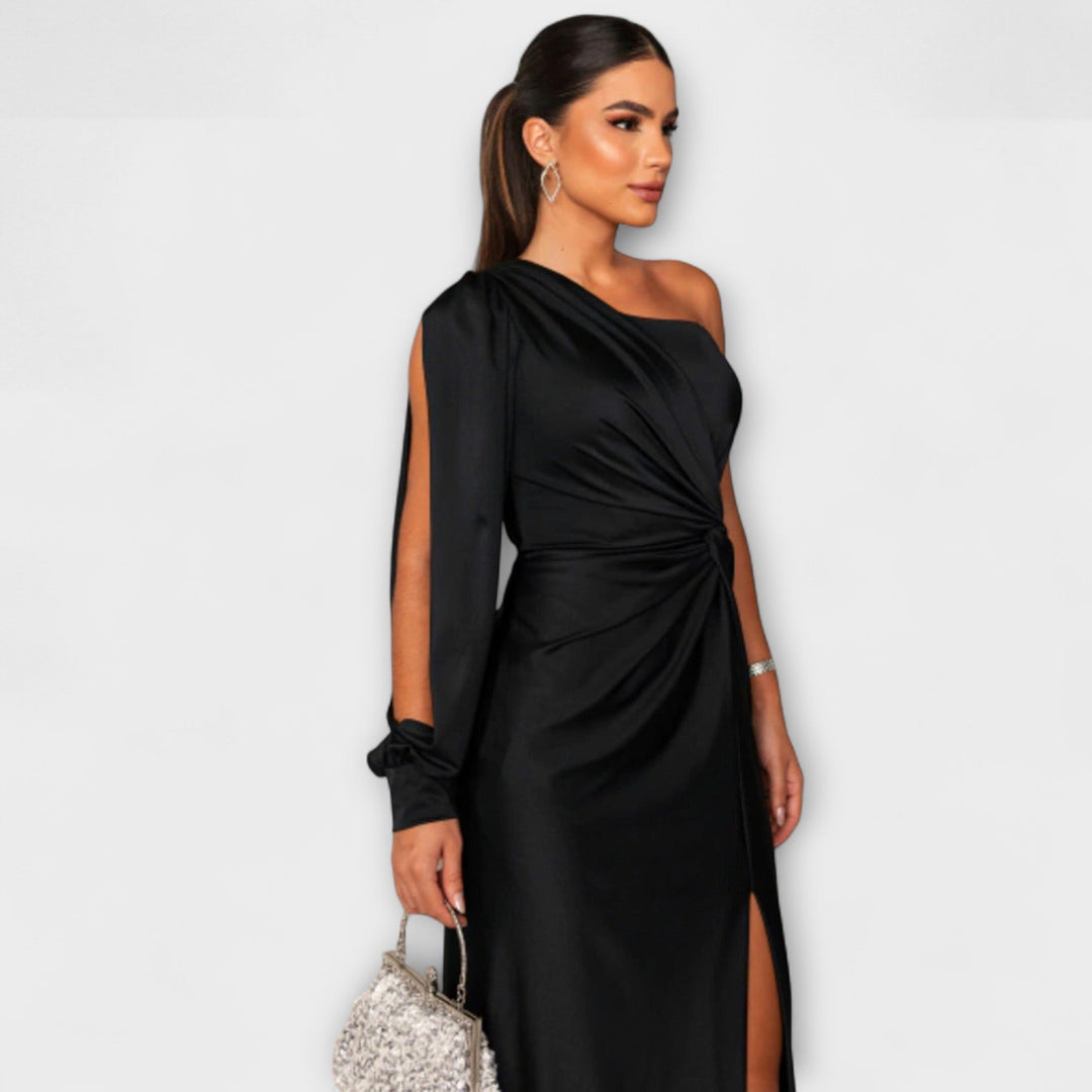 Juli - Elegáns Ruha Kifinomultsággal